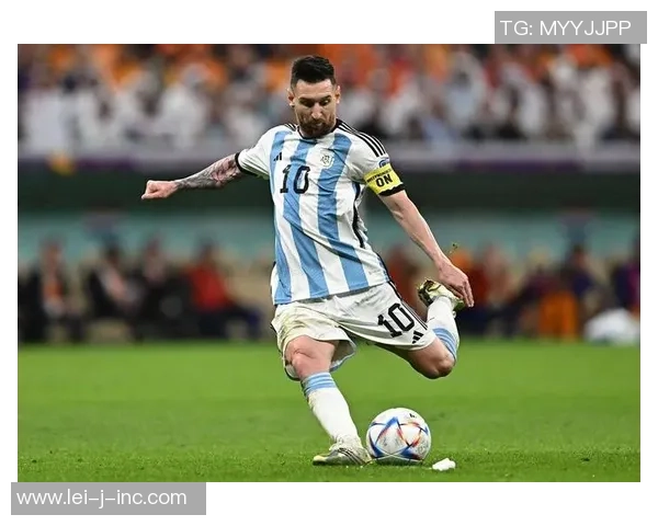 足球巨星退役时泪水涟涟回顾辉煌岁月与不舍情怀